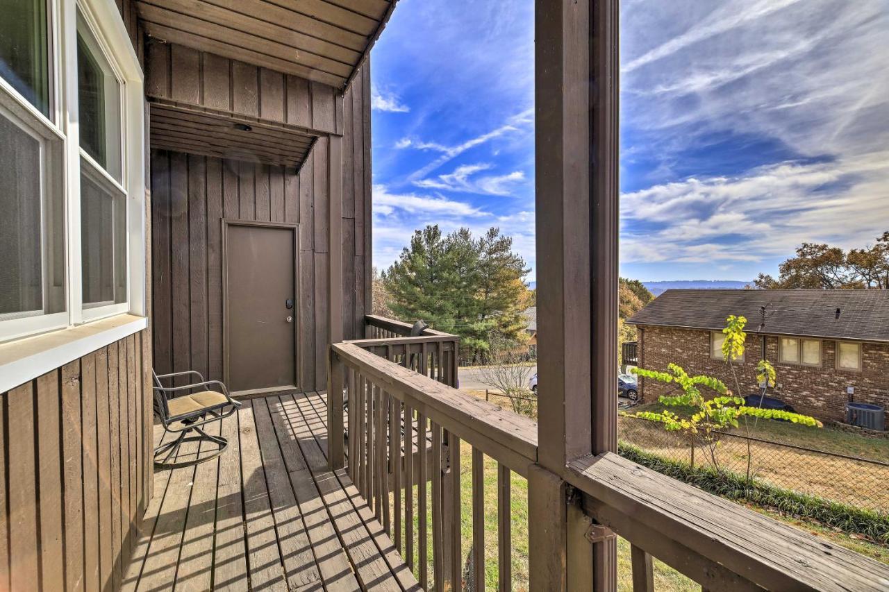 Updated Kingsport Home With Deck And Mtn Views! Exterior photo