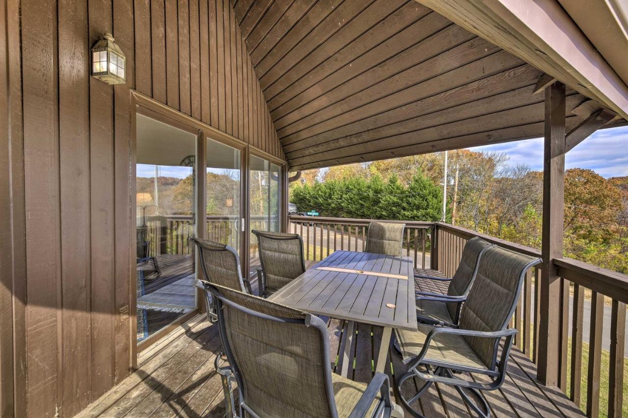 Updated Kingsport Home With Deck And Mtn Views! Exterior photo